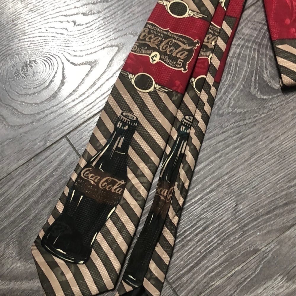 Coca Cola tie used